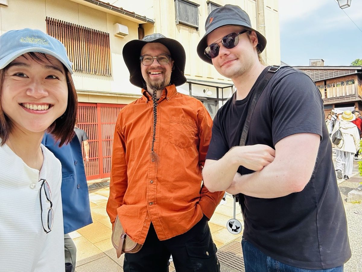Yuri with guests in the Higashi-Chaya geisha district, Kanazawa